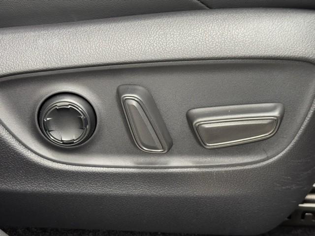 ハリアー G レザーパッケージ 地デジTV AUX 盗難防止装置 クルコン 横滑り防止装置 Rカメラ Pシート キーレス エアバッグ 本革 LED スマートキー ABS メモリーナビ ETC ドラレコ アルミ プリクラ(14枚目)