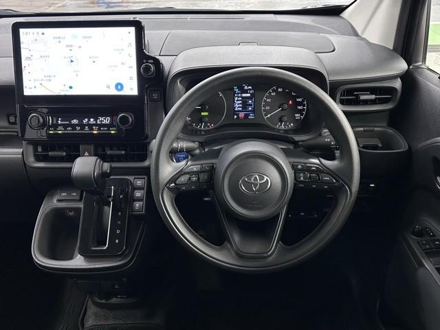 シエンタ ハイブリッドＧ　サポカー　レンタＵＰ　地デジテレビ　ドライブレコーダー　メモリナビ　クルーズコントロール　Ｗ電動ドア　ＬＥＤ　ＶＳＣ　ＥＴＣ　キーフリー　ミュージックプレイヤー接続可　アイドリングストップ　ＡＢＳ（4枚目）