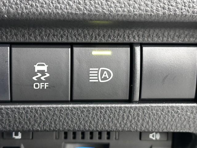 ハリアーハイブリッド Ｇ　Ａストップ　衝突軽減　地デジ　ＬＥＤ　ドライブレコーダー　ＡＣ１００Ｖ電源　ＡＵＸ　アルミホイール　Ｐシート　イモビライザー　キーレス　オートクルーズ　記録簿有　ＥＴＣ　メモリーナビ　ＡＢＳ（14枚目）