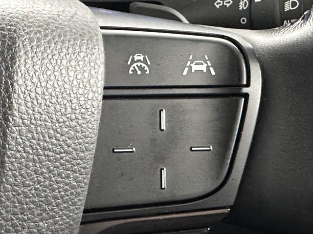 ヴェルファイアハイブリッド Ｚ　プレミア　アイドリングストップ　キーレス　ナビ＆ＴＶ　横滑り防止機能　ドライブレコーダー　黒革シート　スマートキー　４ＷＤ車　クルーズコントロール　地デジＴＶ　サンルーフ　盗難防止装置　メモリーナビ　点検記録簿（11枚目）