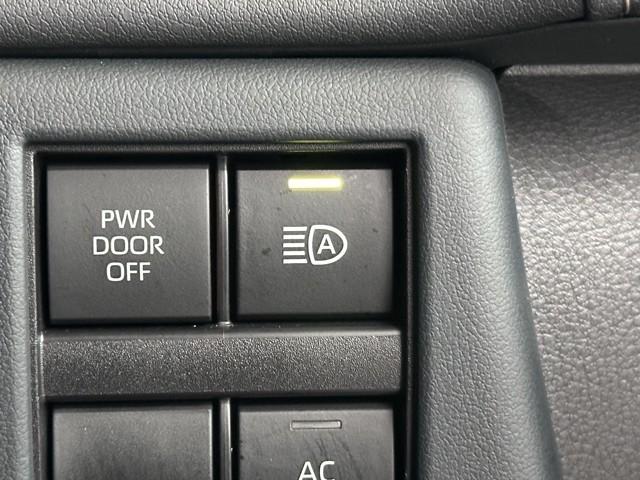 ヴェルファイアハイブリッド Ｚ　プレミア　アイドリングストップ　キーレス　ナビ＆ＴＶ　横滑り防止機能　ドライブレコーダー　黒革シート　スマートキー　４ＷＤ車　クルーズコントロール　地デジＴＶ　サンルーフ　盗難防止装置　メモリーナビ　点検記録簿（12枚目）