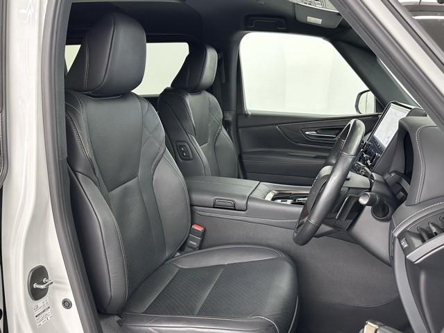 ヴェルファイアハイブリッド Ｚ　プレミア　アイドリングストップ　キーレス　ナビ＆ＴＶ　横滑り防止機能　ドライブレコーダー　黒革シート　スマートキー　４ＷＤ車　クルーズコントロール　地デジＴＶ　サンルーフ　盗難防止装置　メモリーナビ　点検記録簿（16枚目）