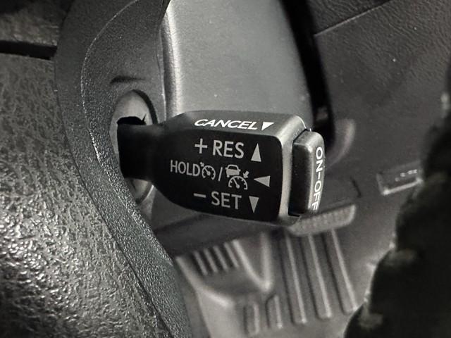 ランドクルーザープラド TX Lパッケージ 70thアニバーサリーリミテッド パートタイム4WD メディアプレイヤー接続 LEDランプ Bカメラ サンル-フ 記録簿 3列シート メモリーナビ オートエアコン 革シート スマートキー ドラレコ 寒冷地 ナビ&TV ETC キーレス(12枚目)