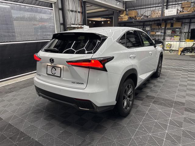 自社板金工場完備！キズ、ヘコミの修理もお任せください。