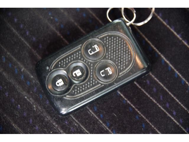 タント カスタムＲＳ　ＥＴＣ　両側電動スライドドア　ＬＥＤヘッドランプ　スマートキー　アイドリングストップ　電動格納ミラー　ベンチシート　ターボ　ＣＶＴ　盗難防止システム　ＡＢＳ　ＣＤ　ＵＳＢ　アルミホイール（27枚目）