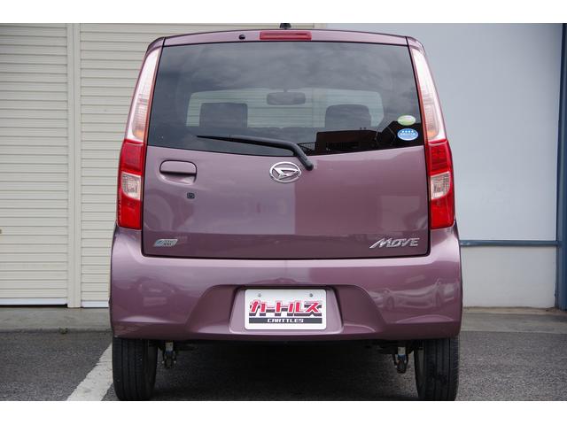 ムーヴ Ｘ　スマートキー　アイドリングストップ　電動格納ミラー　ベンチシート　ＣＶＴ　盗難防止システム　ＡＢＳ　ＣＤ　ミュージックプレイヤー接続可　アルミホイール　衝突安全ボディ　エアコン　パワーステアリング（7枚目）