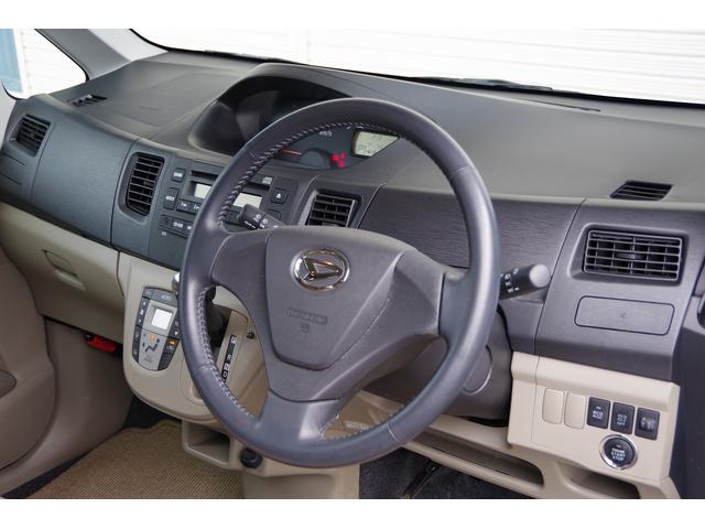 ムーヴ Ｘ　スマートキー　アイドリングストップ　電動格納ミラー　ベンチシート　ＣＶＴ　盗難防止システム　ＡＢＳ　ＣＤ　ミュージックプレイヤー接続可　アルミホイール　衝突安全ボディ　エアコン　パワーステアリング（10枚目）