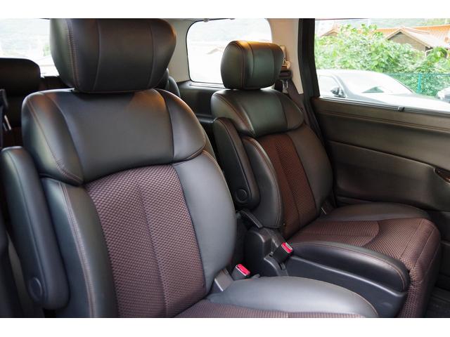 エルグランド 250ハイウェイスター ETC ナビ 両側電動スライドドア HID スマートキー 電動格納ミラー 後席モニター 3列シート オットマン CVT アルミホイール CD DVD再生 ミュージックプレイヤー接続可(20枚目)