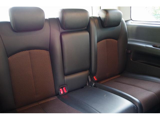 エルグランド 250ハイウェイスター ETC ナビ 両側電動スライドドア HID スマートキー 電動格納ミラー 後席モニター 3列シート オットマン CVT アルミホイール CD DVD再生 ミュージックプレイヤー接続可(22枚目)