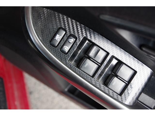 プリウス Ｓツーリングセレクション・Ｇ’ｓ　ＥＴＣ　バックカメラ　ナビ　ＴＶ　アルミホイール　ＨＩＤ　ＣＶＴ　スマートキー　電動格納ミラー　盗難防止システム　ＣＤ　ＤＶＤ再生　Ｂｌｕｅｔｏｏｔｈ　衝突安全ボディ　ＡＢＳ　エアコン（12枚目）