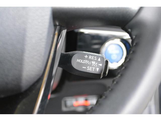 プリウス Ｓ　１年保証付き／新品フルエアロｋｉｔ／新品アルミホイール＆新品タイヤＳＥＴ／社外ナビ／ＤＶＤ再生／地デジ／Ｂｌｕｅｔｏｏｔｈ／バックモニター／ＥＴＣ／レーダークルーズ／レーンキープ（25枚目）