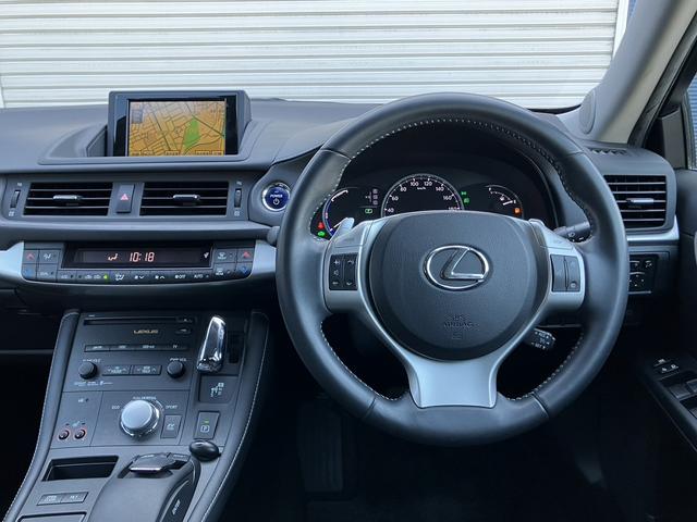 ＣＴ ＣＴ２００ｈ　バージョンＣ　新品Ｆスポーツ仕様フルエアロｋｉｔ／新品アルミホイール＆新品タイヤ／純正ＬＥＤヘッドライト／純正ナビ／ＣＤ／ＤＶＤ／地デジ／Ｂｌｕｅｔｏｏｔｈ／バックカメラ／クルコン／ビルトインＥＴＣ／シートヒーター（17枚目）