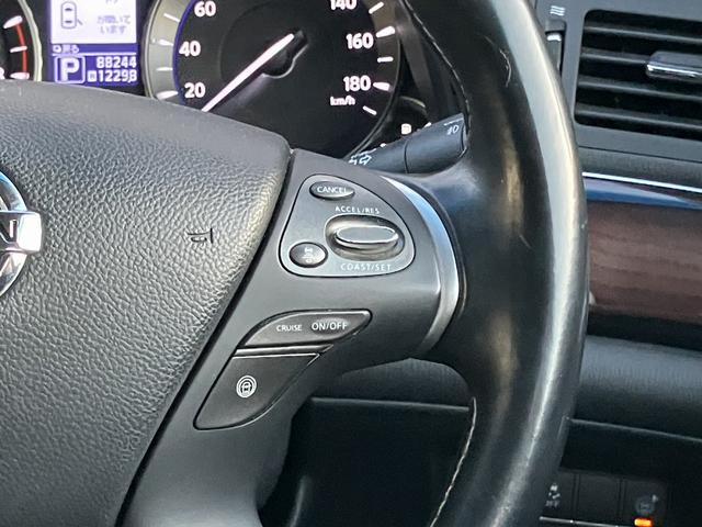 シーマ ハイブリッド　ＶＩＰ　１年保証／黒革／ＳＲ／車高調ｋｉｔ／社外ホイール／新品アルミホイール＆新品タイヤ／柿本マフラー／純正ナビ／ＣＤ／ＤＶＤ再生／地デジ／Ｂｌｕｅｔｏｏｔｈ／バックモニター／ＥＴＣ／レーダークルーズ（28枚目）