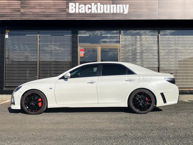 ���Ǝ��i�P�������m���풓���Ă���܂��B�ԗ����Ɏ��A���_�񒸂�����Ɋe�c�ƃ}���ƂP�������m�őō������s���A���������{�v���܂��B