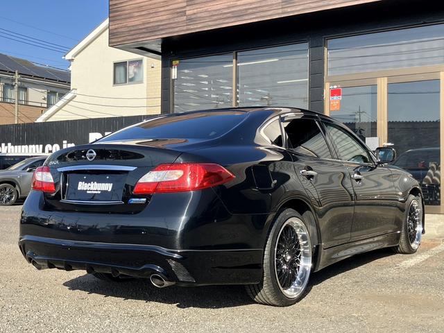 ���X�ł͍��i���̃m�[�}���ԗ����x�[�X�Ƃ��A�I���W�i���̈����J�X�^������̔��������Ē����Ă���܂��B