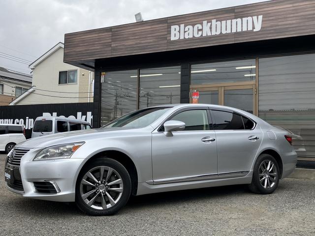 ＬＳ ＬＳ６００ｈ　バージョンＣ　Ｉパッケージ　１年保証／黒革／純正ＬＥＤヘッドライト／ＢＳＭ／ステアヒーター／レーダークルーズ／純正ＨＤＤナビ／ＣＤ／ＤＶＤ再生／地デジ／Ｂｌｕｅｔｏｏｔｈ／ビルトインＥＴＣ／バックカメラ／Ｐスタート／Ｃセンサー（5枚目）