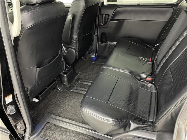 ヴォクシー ZS 禁煙 モデリスタエアロ ALPAINE10型ナビ ALPINE11.4型後席モニター 両側電動スライドドア バックカメラ ARKLINE18インチホイール ETC ドラレコ MTモード付 車載冷温庫(32枚目)