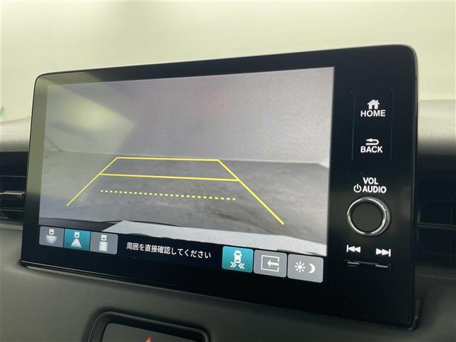 ヴェゼル ｅ：ＨＥＶ　Ｚ　純正９インチナビ　Ｂｌｕｅｔｏｏｔｈ　バックカメラ　レーダークルーズコントロールシートヒーター　ブラインドスポットモニター　ハーフレザーシート　ダウンヒルアシストコントロール　置くだけ充電　ＥＴＣ（3枚目）