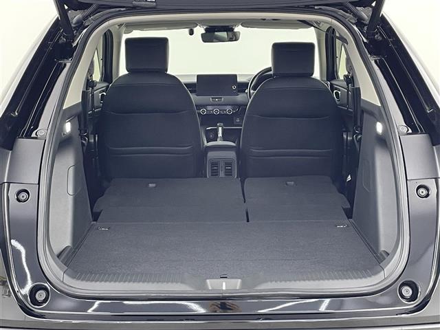 ヴェゼル ｅ：ＨＥＶ　Ｚ　純正９インチナビ　Ｂｌｕｅｔｏｏｔｈ　バックカメラ　レーダークルーズコントロールシートヒーター　ブラインドスポットモニター　ハーフレザーシート　ダウンヒルアシストコントロール　置くだけ充電　ＥＴＣ（30枚目）