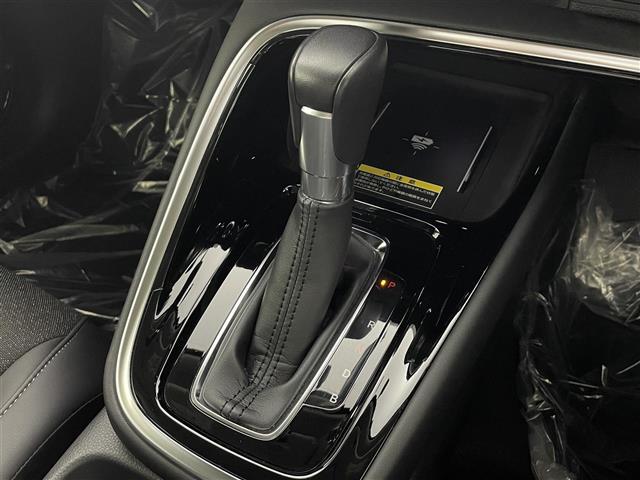 ヴェゼル ｅ：ＨＥＶ　Ｚ　純正９インチナビ　Ｂｌｕｅｔｏｏｔｈ　バックカメラ　レーダークルーズコントロールシートヒーター　ブラインドスポットモニター　ハーフレザーシート　ダウンヒルアシストコントロール　置くだけ充電　ＥＴＣ（32枚目）