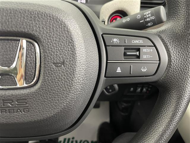 フリード e:HEV AIR Biz 登録済み未使用車 両側パワースライドドア バックカメラ オートハイビーム コーナーセンサー レーダークルーズコントロール レーンキープアシスト 衝突軽減システム スマートキー LEDヘッドライト(10枚目)