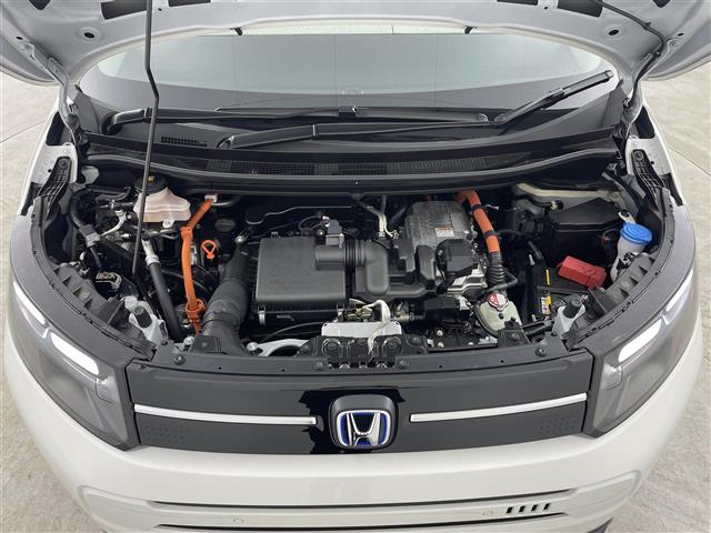 フリード e:HEV AIR Biz 登録済み未使用車 両側パワースライドドア バックカメラ オートハイビーム コーナーセンサー レーダークルーズコントロール レーンキープアシスト 衝突軽減システム スマートキー LEDヘッドライト(41枚目)