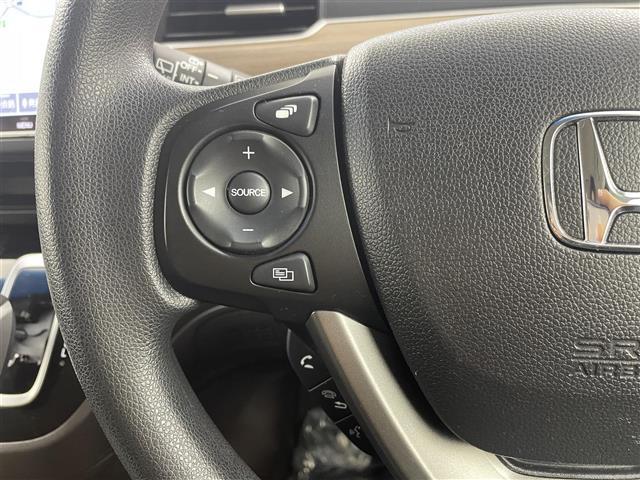 フリードハイブリッド ハイブリッド・Gホンダセンシング 純正9型ナビ 11.6型後席モニター 両側電動スライドドア シートヒーター バックカメラ ETC 追従走行 フルセグTV スマートキー Bluetooth 純正フロアマット 衝突被害軽減 禁煙車(12枚目)