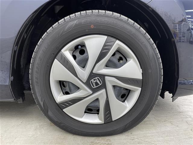 フリードハイブリッド ハイブリッド・Gホンダセンシング 純正9型ナビ 11.6型後席モニター 両側電動スライドドア シートヒーター バックカメラ ETC 追従走行 フルセグTV スマートキー Bluetooth 純正フロアマット 衝突被害軽減 禁煙車(20枚目)