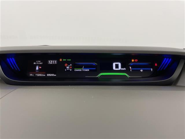 フリードハイブリッド ハイブリッド・Gホンダセンシング 純正9型ナビ 11.6型後席モニター 両側電動スライドドア シートヒーター バックカメラ ETC 追従走行 フルセグTV スマートキー Bluetooth 純正フロアマット 衝突被害軽減 禁煙車(23枚目)