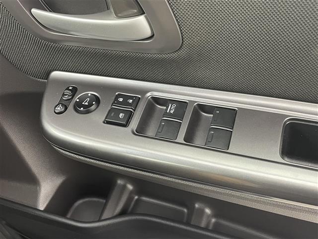 フリードハイブリッド ハイブリッド・Gホンダセンシング 純正9型ナビ 11.6型後席モニター 両側電動スライドドア シートヒーター バックカメラ ETC 追従走行 フルセグTV スマートキー Bluetooth 純正フロアマット 衝突被害軽減 禁煙車(26枚目)