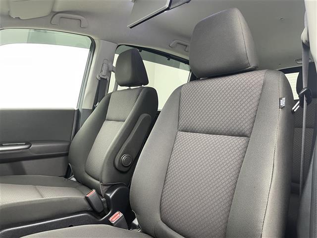 フリードハイブリッド ハイブリッド・Gホンダセンシング 純正9型ナビ 11.6型後席モニター 両側電動スライドドア シートヒーター バックカメラ ETC 追従走行 フルセグTV スマートキー Bluetooth 純正フロアマット 衝突被害軽減 禁煙車(32枚目)