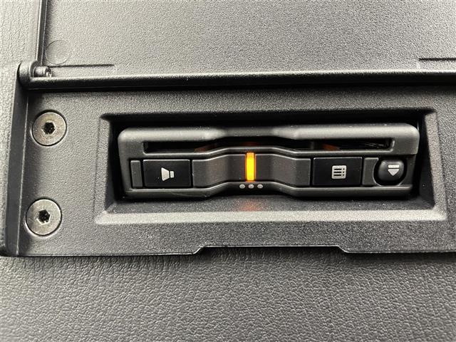 ロードスター Sスペシャルパッケージ 純正ナビ Bluetooth バックカメラ CD/DVD シートヒーター コーナーセンサー オートハイビーム 衝突軽減システム BSM スマートキー 純正16インチアルミホイール 禁煙車 ETC(7枚目)