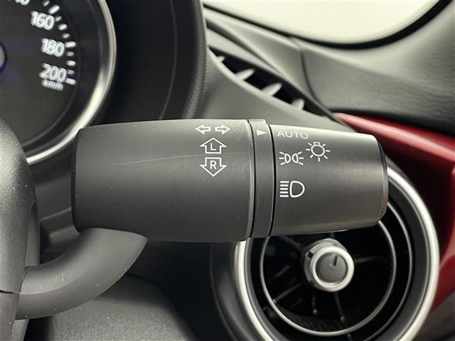 ロードスター Sスペシャルパッケージ 純正ナビ Bluetooth バックカメラ CD/DVD シートヒーター コーナーセンサー オートハイビーム 衝突軽減システム BSM スマートキー 純正16インチアルミホイール 禁煙車 ETC(12枚目)