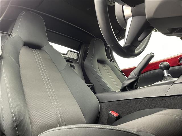 ロードスター Sスペシャルパッケージ 純正ナビ Bluetooth バックカメラ CD/DVD シートヒーター コーナーセンサー オートハイビーム 衝突軽減システム BSM スマートキー 純正16インチアルミホイール 禁煙車 ETC(23枚目)