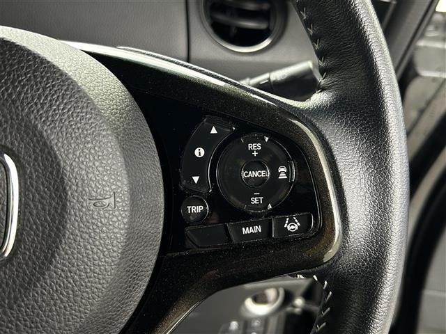 N-BOXカスタム G・Lターボホンダセンシング 純正8インチナビ Bluetooth バックカメラ シートヒーター レーダークルーズコントロール 両側パワースライドドア ハーフレザーシート 前後ドライブレコーダー 衝突軽減システム ETC 禁煙(13枚目)