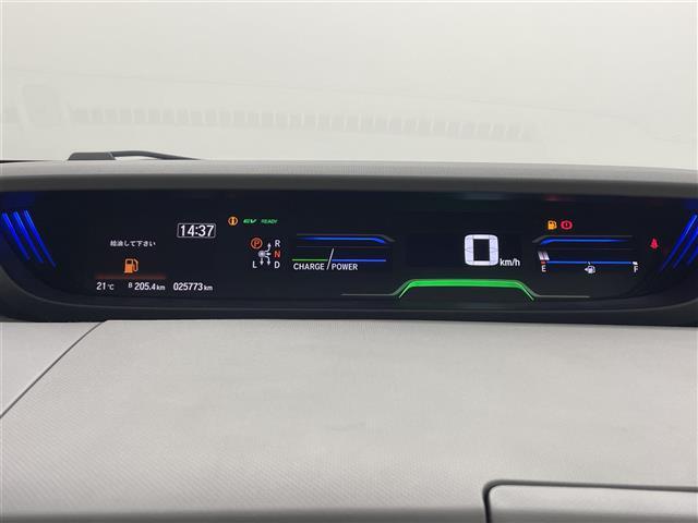 フリードハイブリッド ハイブリッド・Gホンダセンシング 純正ナビ 両側パワースライド シートヒーター バックカメラ ETC ドライブレコーダー フルセグTV スマートキー Bluetooth 純正フロアマット フルフラット ウォークスルー 衝突軽減 禁煙(10枚目)