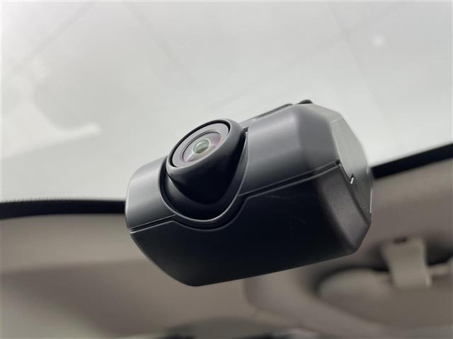 ステップワゴン エアー 純正11.4型ナビ 15.6型後席モニター バックカメラ 両側パワースライド ETC 前後ドライブレコーダー ホンダセンシング 純正16インチアルミ フルセグTV Bluetooth 衝突軽減 禁煙車(7枚目)