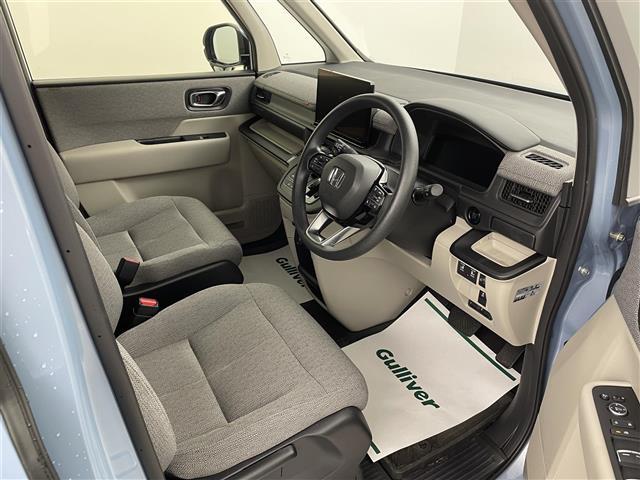 ステップワゴン エアー 純正11.4型ナビ 15.6型後席モニター バックカメラ 両側パワースライド ETC 前後ドライブレコーダー ホンダセンシング 純正16インチアルミ フルセグTV Bluetooth 衝突軽減 禁煙車(26枚目)