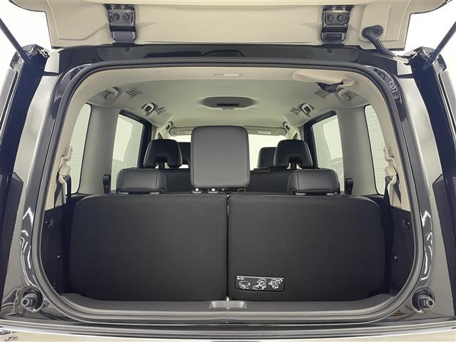 セレナ ｅ－パワー　ハイウェイスターＶ　登録済未使用車　純正１２．３型ナビ　全方位カメラ　ＥＴＣ２．０　両側電動　プロパイロット　ワイヤレス充電　デジタルインナーミラー　ＢＳＭ　衝突被害軽減　オートハイビーム　ＬＥＤヘッドライト　ドラレコ（36枚目）