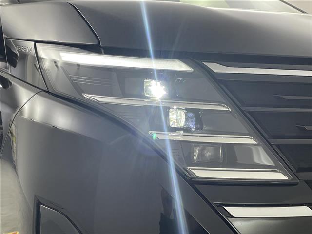 セレナ ｅ－パワー　ハイウェイスターＶ　登録済未使用車　純正１２．３型ナビ　全方位カメラ　ＥＴＣ２．０　両側電動　プロパイロット　ワイヤレス充電　デジタルインナーミラー　ＢＳＭ　衝突被害軽減　オートハイビーム　ＬＥＤヘッドライト　ドラレコ（40枚目）