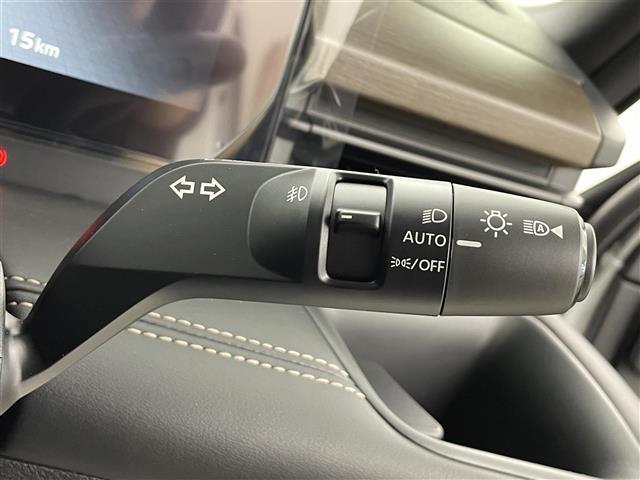 セレナ e-パワー ハイウェイスターV 登録済未使用車 純正12.3型型ナビ 全方位カメラ ETC2.0 プロパイロット BSM デジタルインナーミラー レーダークルーズコントロール レーンキープアシスト コーナーセンサー 衝突被害軽減(14枚目)