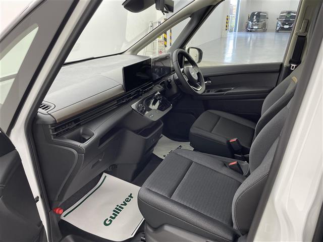 セレナ e-パワー ハイウェイスターV 登録済未使用車 純正12.3型型ナビ 全方位カメラ ETC2.0 プロパイロット BSM デジタルインナーミラー レーダークルーズコントロール レーンキープアシスト コーナーセンサー 衝突被害軽減(25枚目)