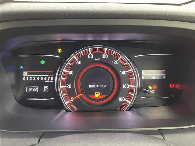 オデッセイ アブソルート・ホンダセンシング　禁煙　純正９型ナビ　Ｂカメラ　９型後席モニター　両側電動　ＥＴＣ　オットマン　Ｂｌｕｅｔｏｏｔｈ　ＴＶ　前後ドライブレコーダー　レーダークルーズコントロール　レーンキープアシスト　衝突軽減システム（10枚目）