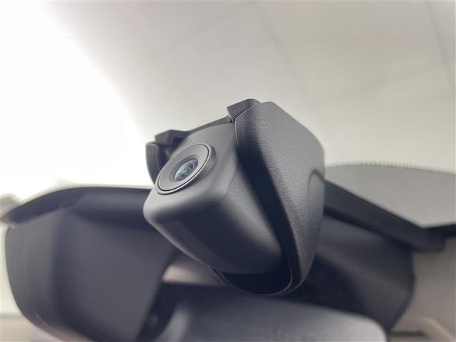 CX-30 XD プロアクティブ ツーリングセレクション 純正8.8型ナビ 360° 温シート BSM HUD ETC レーダークルーズコントロール コーナーセンサー レーンキープアシスト パワーシート スペアキー 前後ドライブレコーダー 禁煙車(8枚目)