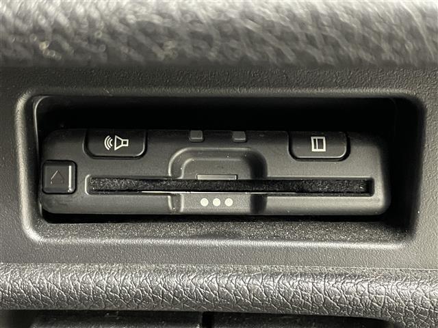 エクストレイル 20Xi プロパイロット 9型ナビ 360° 液晶ミラー シートヒーター ドライブレコーダー パワーバックドア BSM ETC コーナーセンサー オートハイビーム レーンキープアシスト 衝突軽減システム(9枚目)