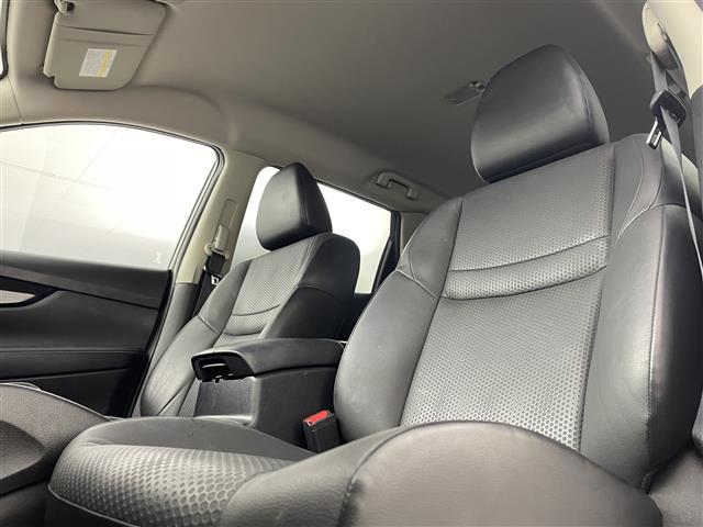 エクストレイル 20Xi プロパイロット 9型ナビ 360° 液晶ミラー シートヒーター ドライブレコーダー パワーバックドア BSM ETC コーナーセンサー オートハイビーム レーンキープアシスト 衝突軽減システム(19枚目)