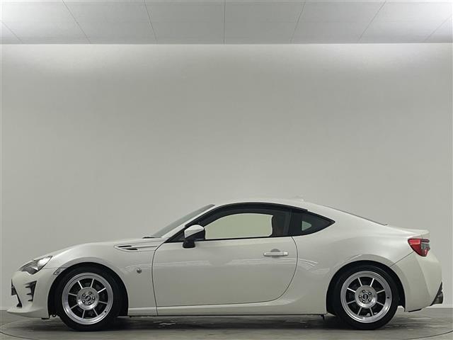 86 GT レカロ フジツボマフラー ハヤシレーシング TEIN車高調 GReddyハイパフォーマンスECU ナビ Bluetooth ドライブレコーダ― 4点式シートベルト クルーズコントロール 禁煙車(42枚目)