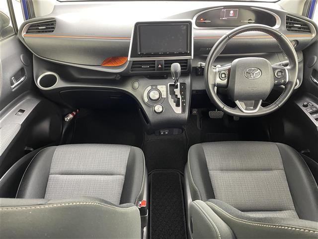 シエンタ G 禁煙 純正9型ナビ 両側電動 Bカメラ ETC LEDヘッドライト 前後ドライブレコーダー フルセグTV Bluetooth CD/DVD スマートキー 衝突被害軽減 純正フロアマット フルフラット(2枚目)