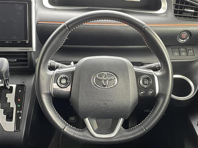 シエンタ G 禁煙 純正9型ナビ 両側電動 Bカメラ ETC LEDヘッドライト 前後ドライブレコーダー フルセグTV Bluetooth CD/DVD スマートキー 衝突被害軽減 純正フロアマット フルフラット(10枚目)