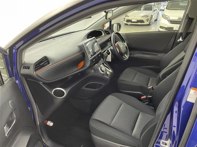 シエンタ G 禁煙 純正9型ナビ 両側電動 Bカメラ ETC LEDヘッドライト 前後ドライブレコーダー フルセグTV Bluetooth CD/DVD スマートキー 衝突被害軽減 純正フロアマット フルフラット(28枚目)